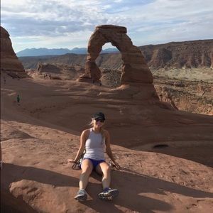 Meet your Posher, Nicole